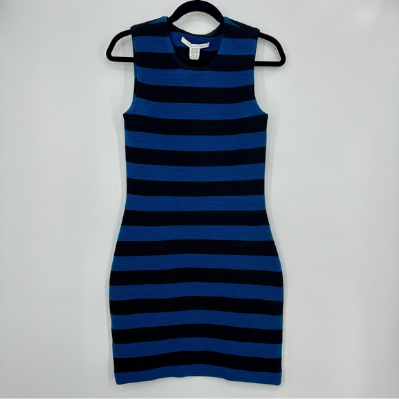 DVF Diane Von Fürstenberg Wool Rigmora Sleeveless Mini Knit Dress Bodycon Size 6 - Picture 2 of 7